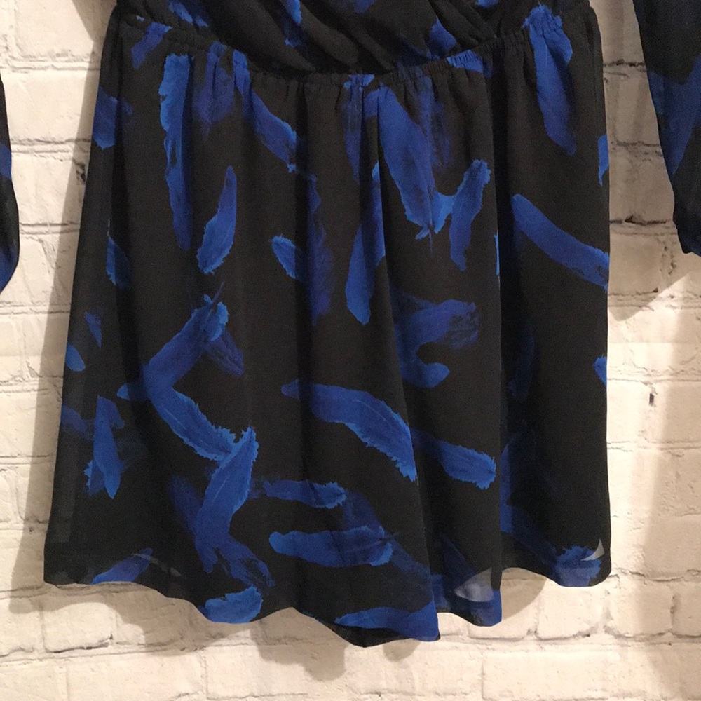 Express One Pc Outfit - Picture 2 of 9